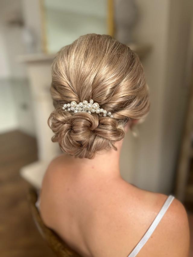 Claire Guy Bridal Hair and Makeup - 2