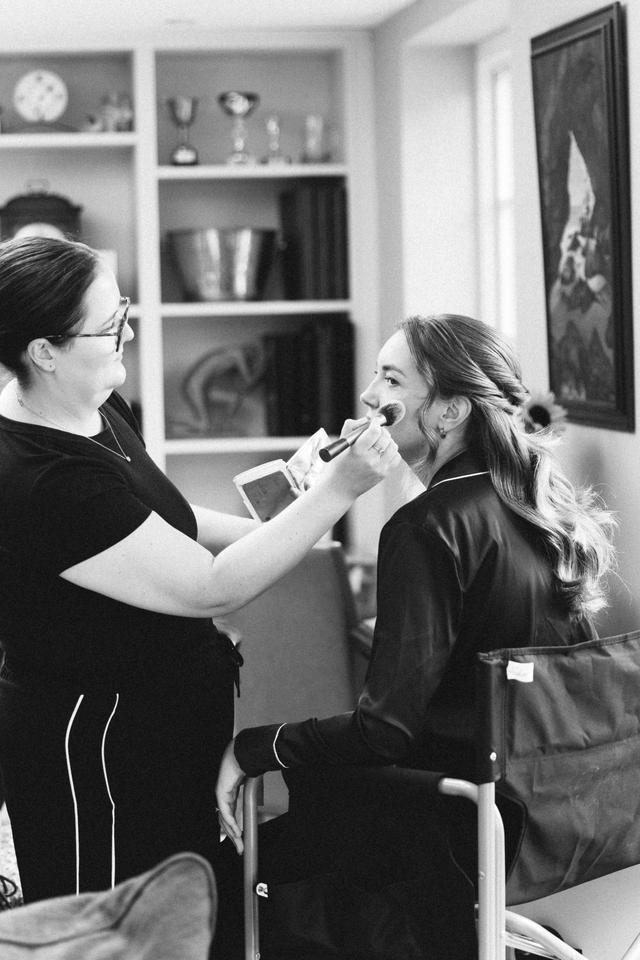 Vicky Jiggens Hair & Makeup - 2