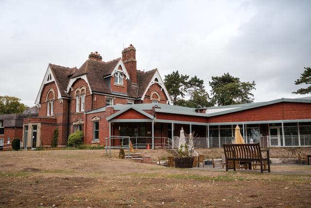 Stourport Manor Hotel - 1