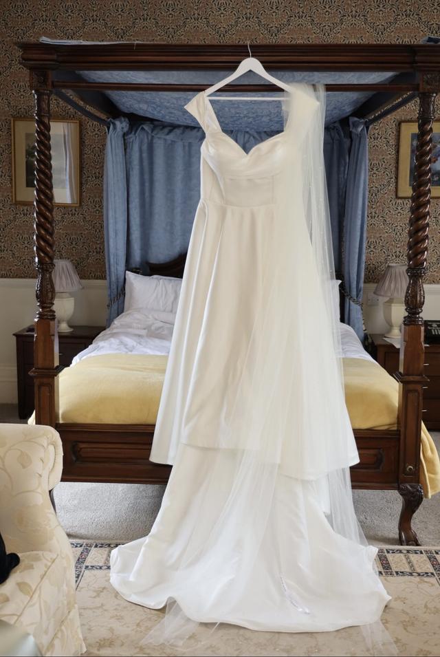 Gatehouse Brides - 1