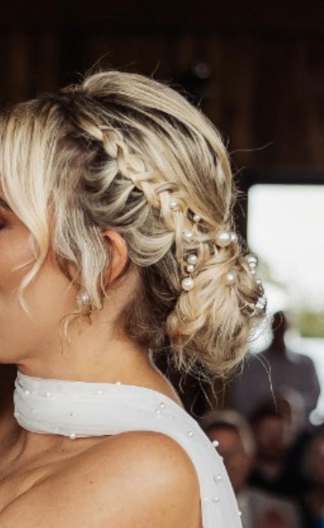 Eleanor Hart - Hair and Make-up Artist - 2