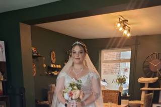 Sarah Swain Hair & Makeup Artist - 4