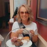 RomanticYellowConfetti23517