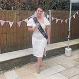 HappyIvoryFlowers1568