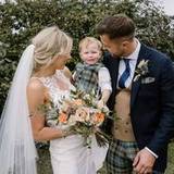 LuxuriousGoldCars64276