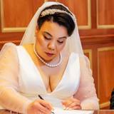 LuxuriousOrangeDecor149