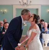 RomanticRedCars37924