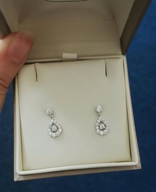 Re: Share your accessories with me - please!