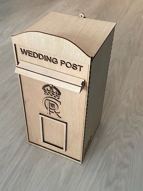Selling wedding post box & table numbers 2