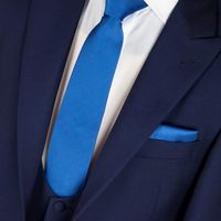 Re: Groomswear - pocket hankerchiefs