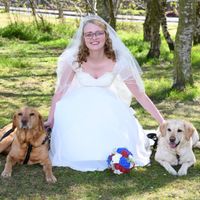 April 2022 brides - 1