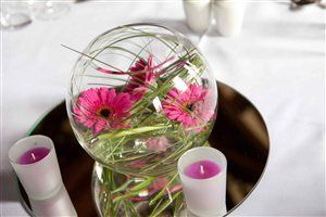 * * For Sale: Umbrellas, Cake Stand, Candles, Favour Boxes, Mirror Plates, Flip-Flops And More! * *