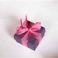 * * For Sale: Umbrellas, Cake Stand, Candles, Favour Boxes, Mirror Plates, Flip-Flops And More! * *