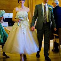 Re: Gratuitous dress flash for OMs