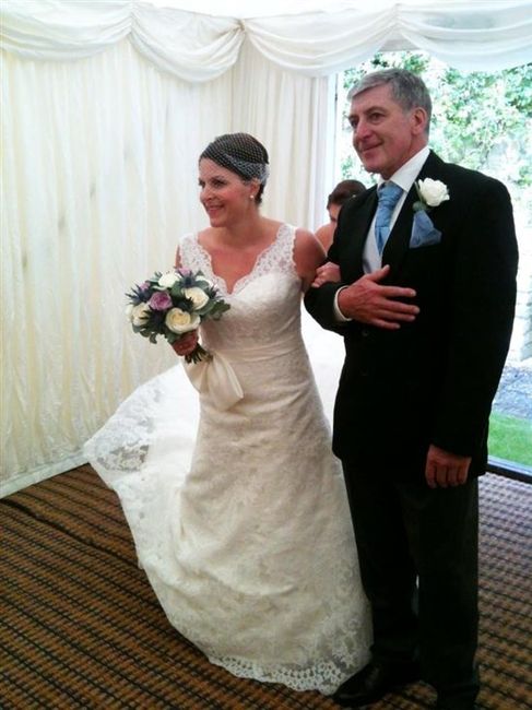 Re: OMs - flash me you holding your bouquet please!