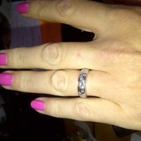 Re: engagement ring flash!