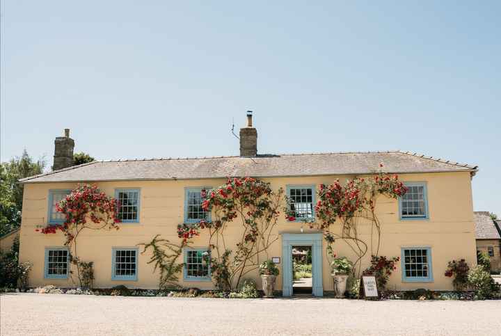 Military wedding - colour schemes and venue thoughts? Please :) - 2