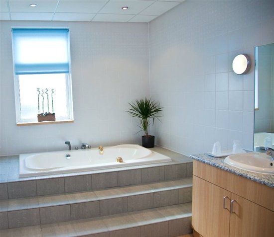 Re: Whats your 'pre-wedding' treats to yourself?