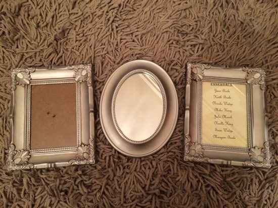 Re: rustic shabby chic vintage items- frames, ladders etc