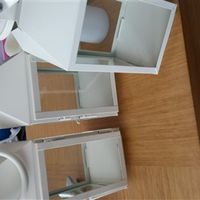 Selling wedding decorations