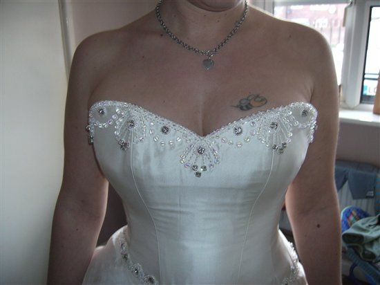 Name of my Hollywood Dreams Dress??? Pics included xx