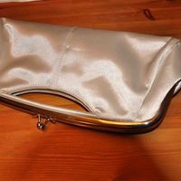 Re: clutch bag- new without tags
