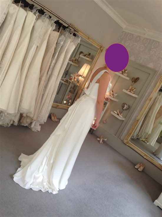 Going to 'meet' my dress later! now with **FLASHES**