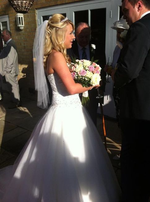 Re: this is my dress...opinions please :) xx