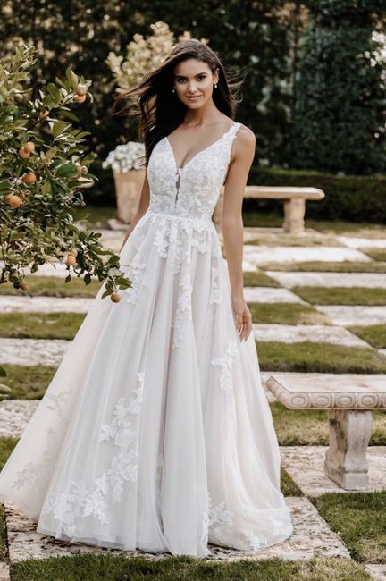 i have decided wedding dresses are like Jeans! 3