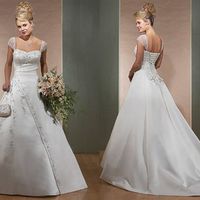 Re: New here and want to see your gorgeous dresses!