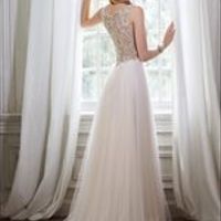 Re: October 2015 brides....