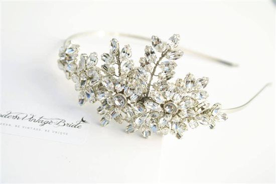 Re: Where can i find a gorgeous tiara/headband? Any flashes?