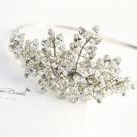 Re: Where can i find a gorgeous tiara/headband? Any flashes?