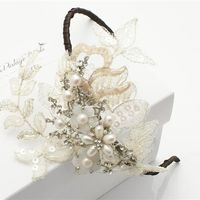 Re: Where can i find a gorgeous tiara/headband? Any flashes?