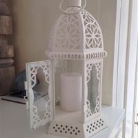 15 white decorative lanterns for table centrepieces