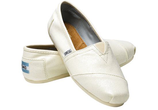ivory lace toms