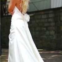 Re: OM dress *Flash* - Model vs Real