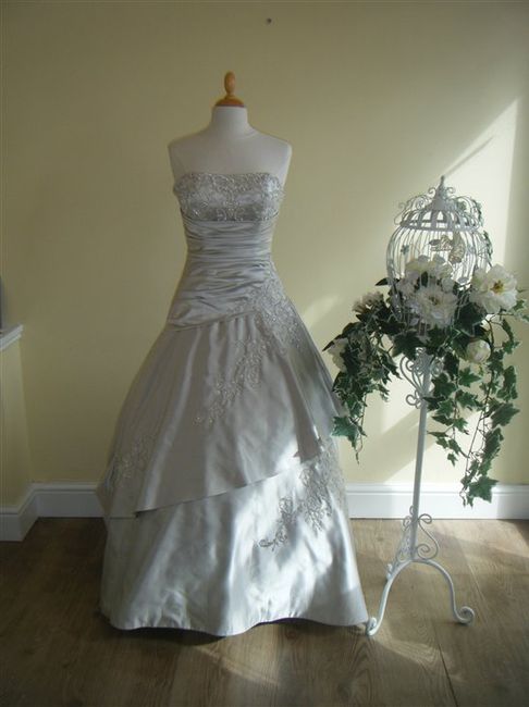 Re: Do you think we should have a dress flash?