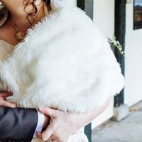 Winter/Burgundy wedding accessories