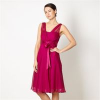 Re: Who will choose what the bridesmaids will wear?