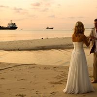 Re: Dress for an abroad wedding!