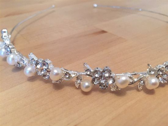 Pearl and crystal hairband for sale - brand new