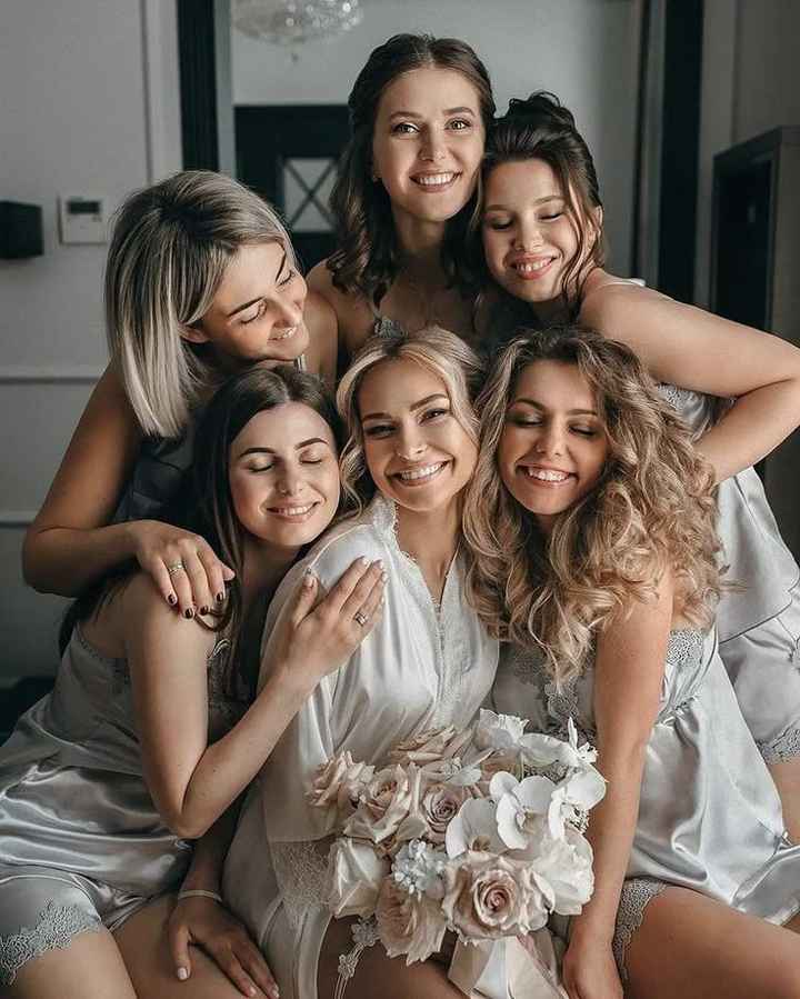 Do you like these bridesmaids photo ideas? - 5