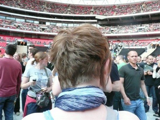 Re: Opinions wanted on drastic hair change......