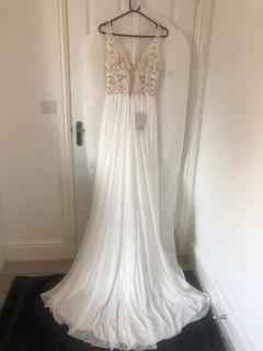 Looking for wedding dress size 8-10 for sale - 4
