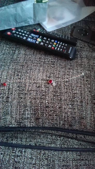 YAY....custom made jewlery *flash*