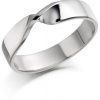Re: Wedding Ring Flash