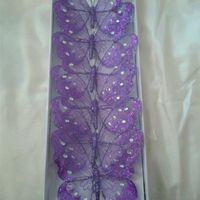 A few wedding items left for sale