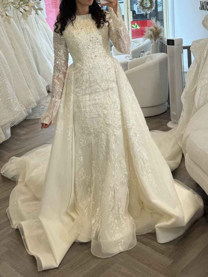 Selling my wedding dress - 3