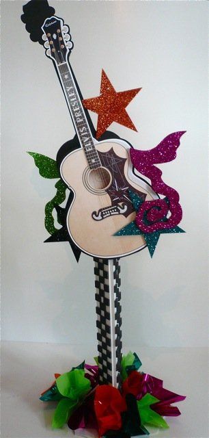 Re: In need of some inspiration/ideas for centrepieces.